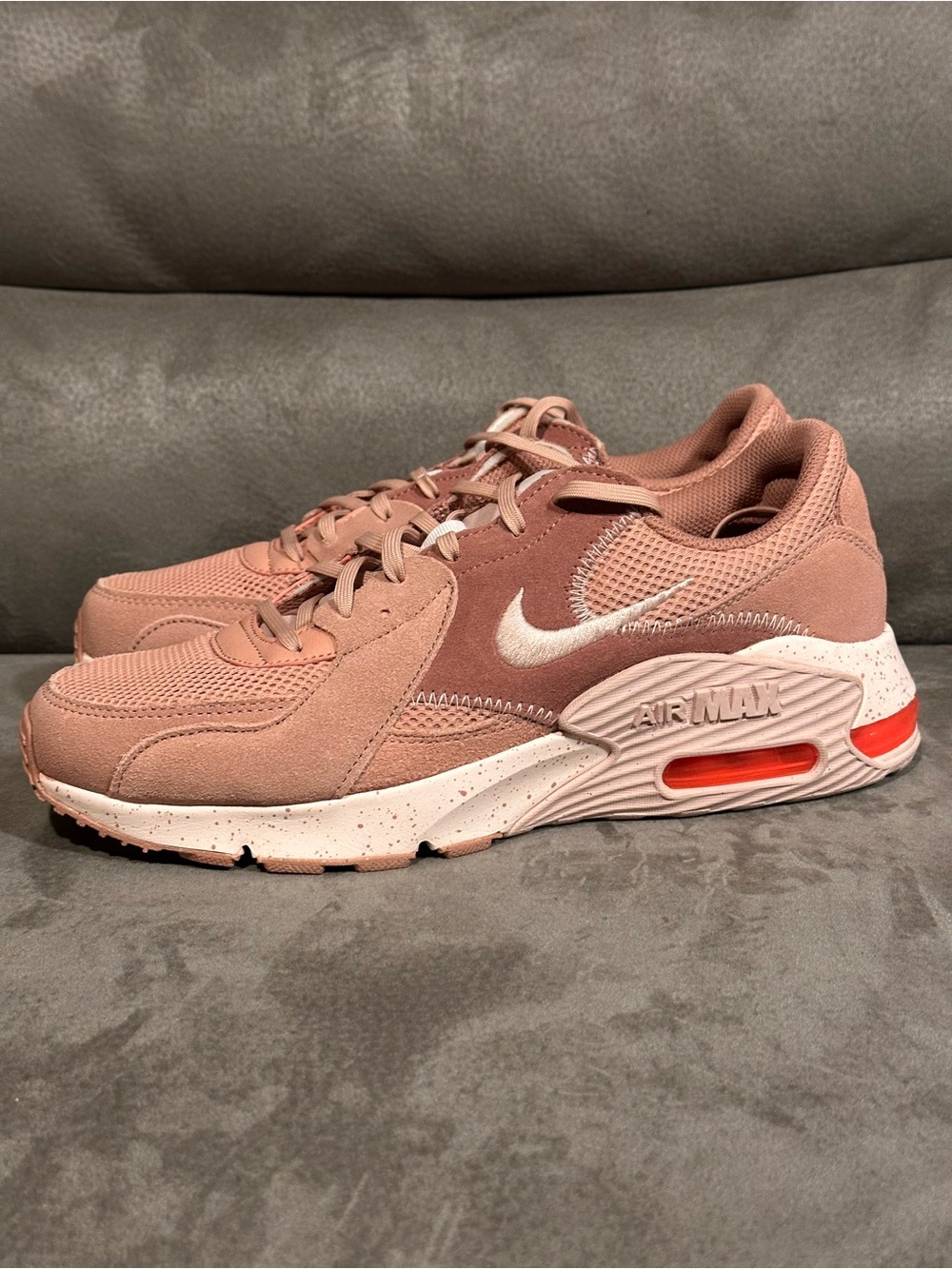 NEW Women's NIKE AIR MAX EXCEE Size 11 Shoes CD5432 603 ROSE WHISPER PINK OXFORD